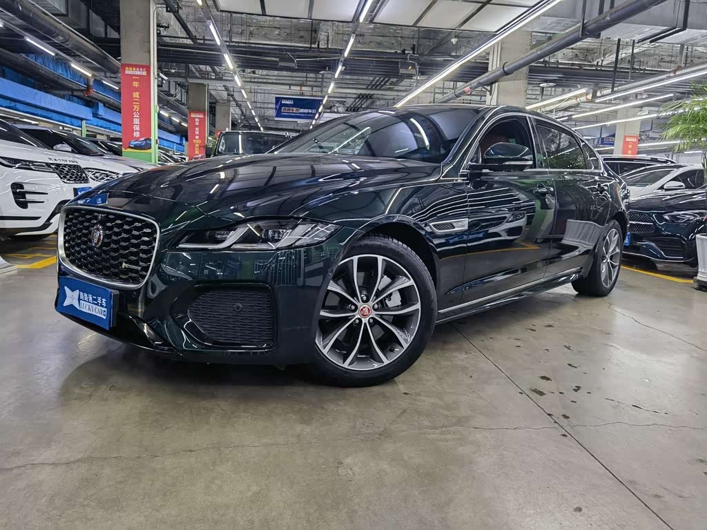 Jaguar XFL