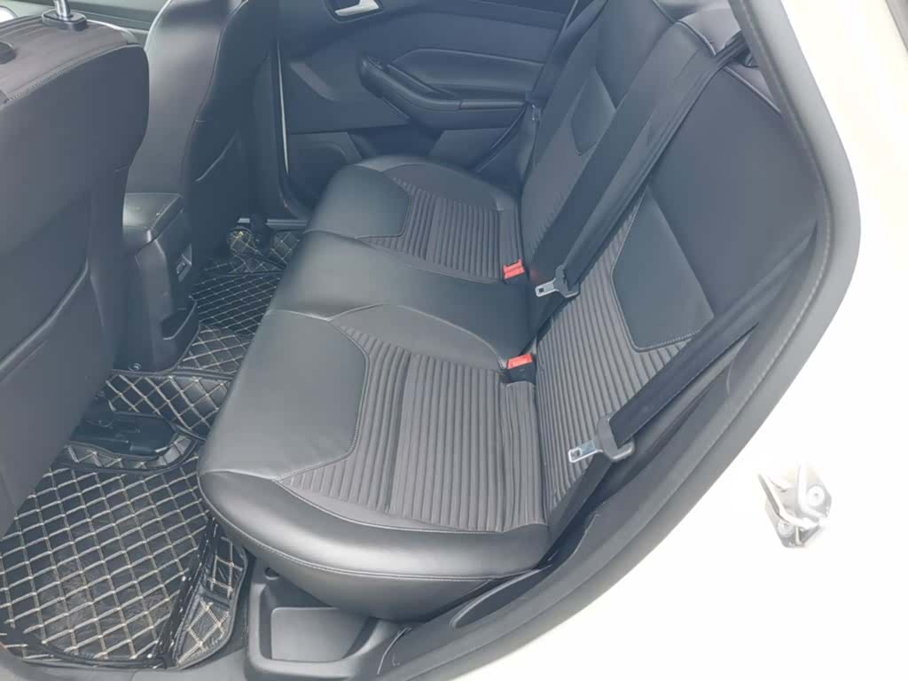 Ford Focus, 2017 17