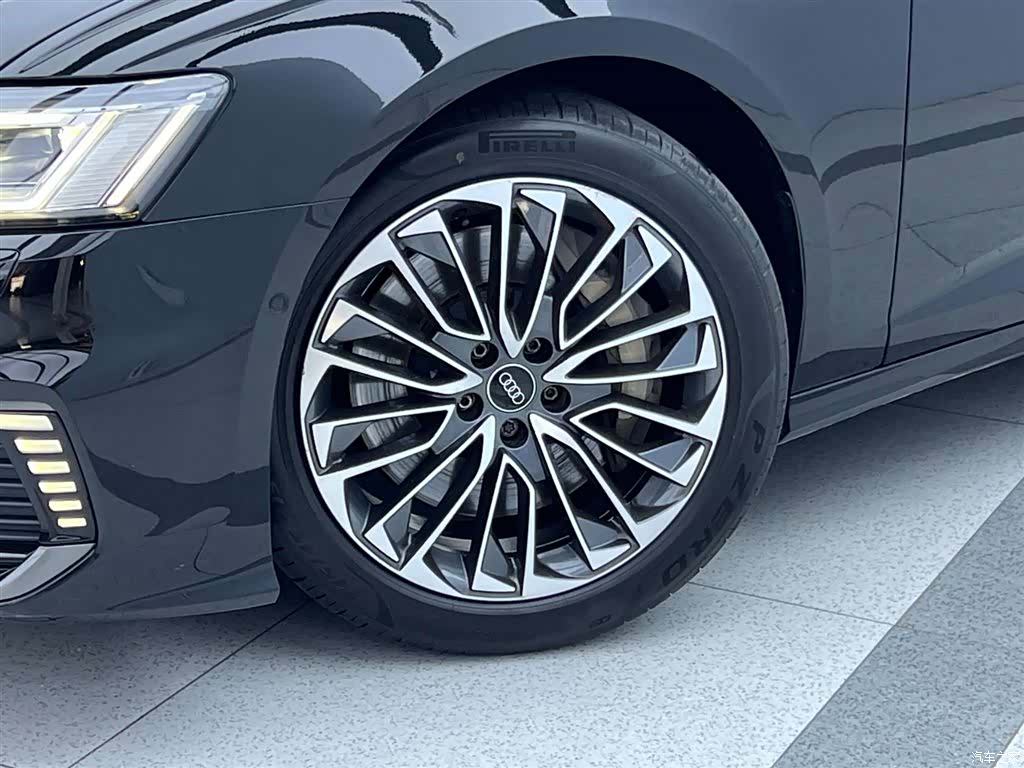 Audi A6L, 2022 24