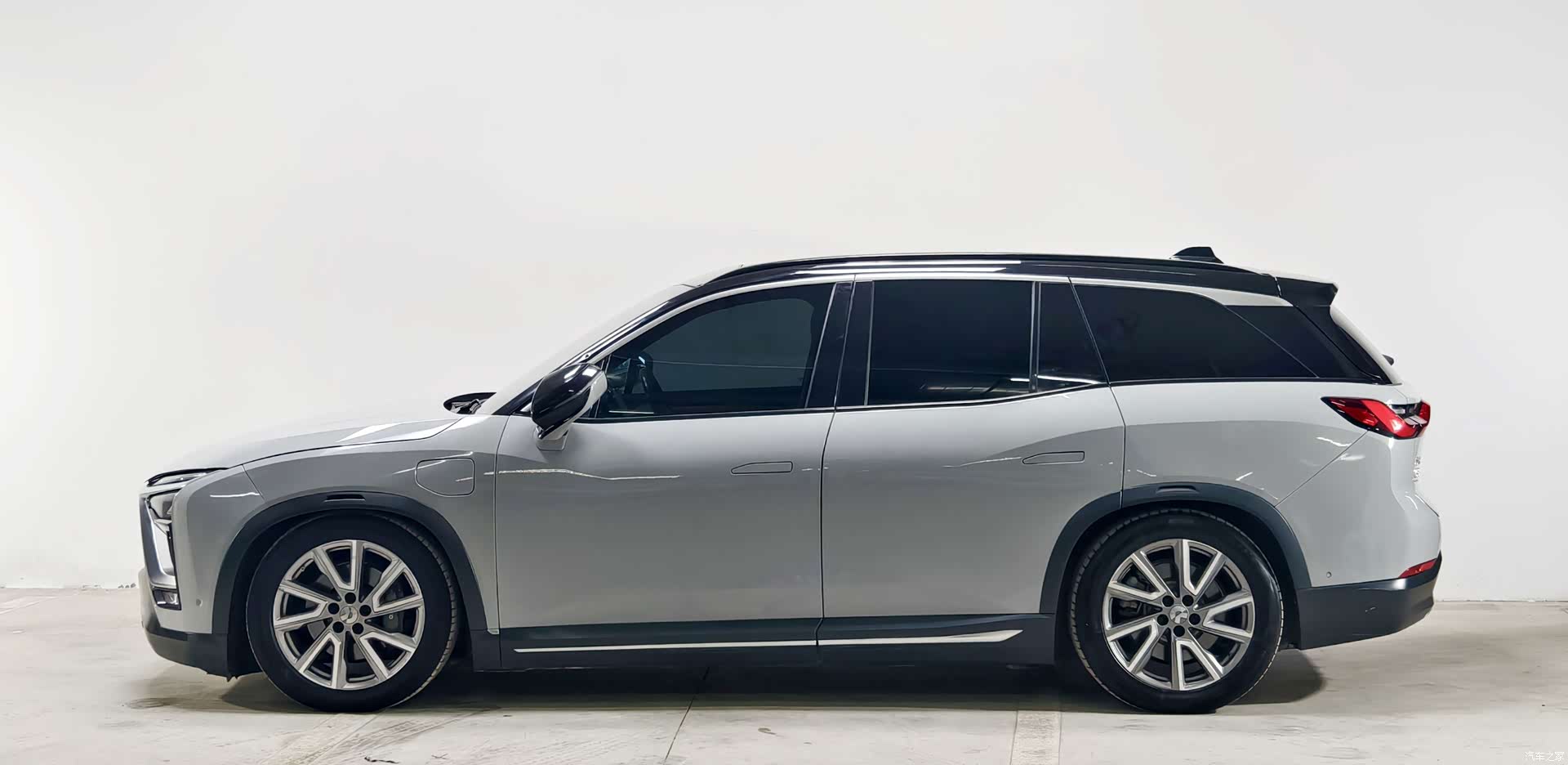 NIO ES8, 2019 7