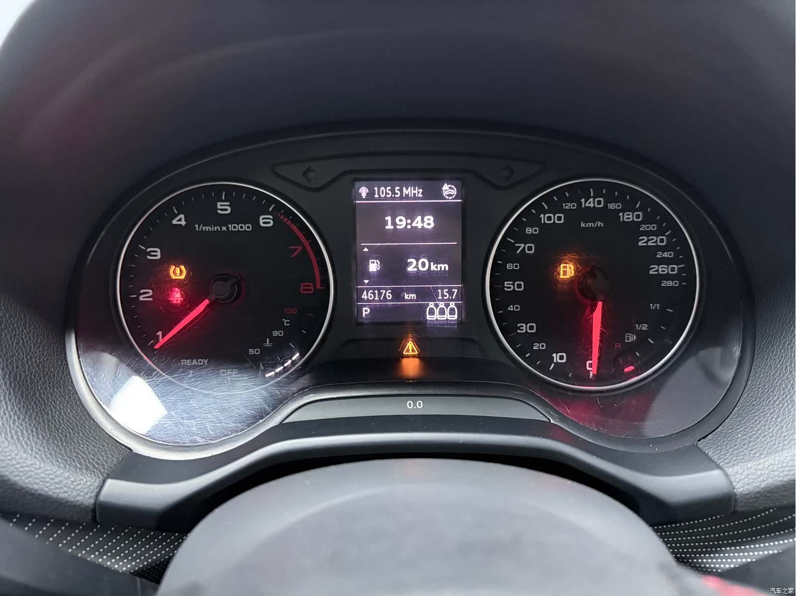 Audi Q2L, 2023 16