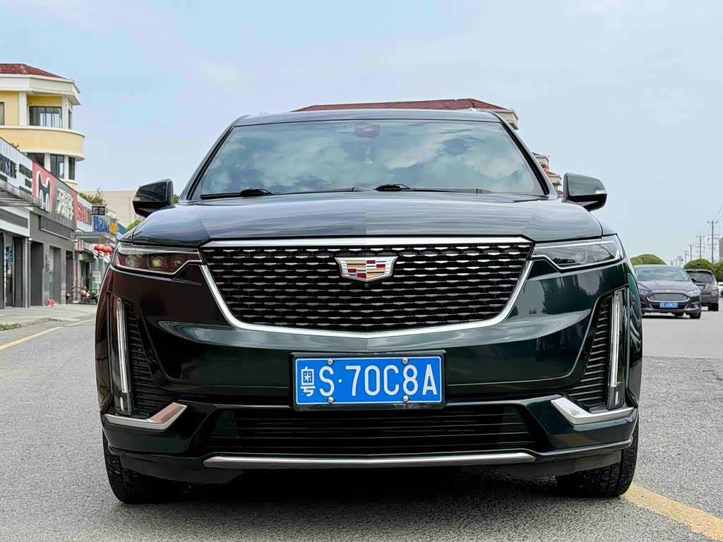 Cadillac XT6