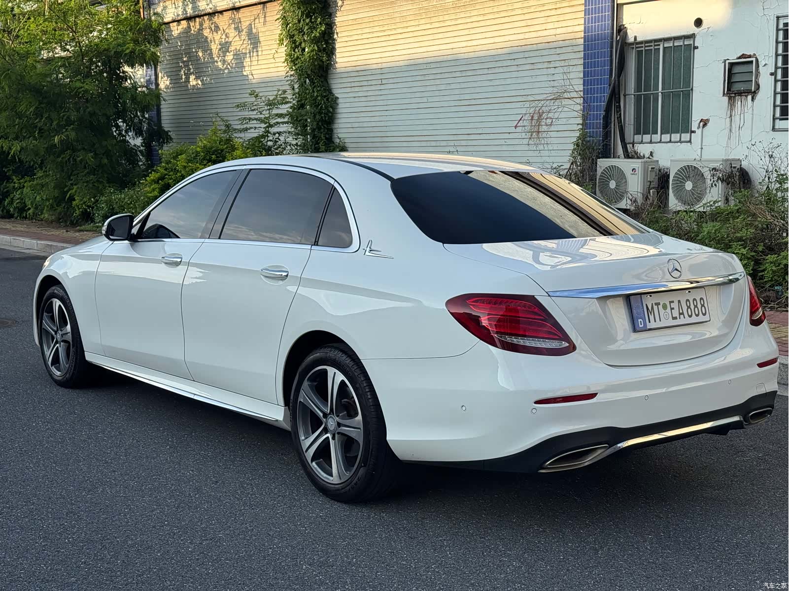 Mercedes-Benz E-Class, 2017 6