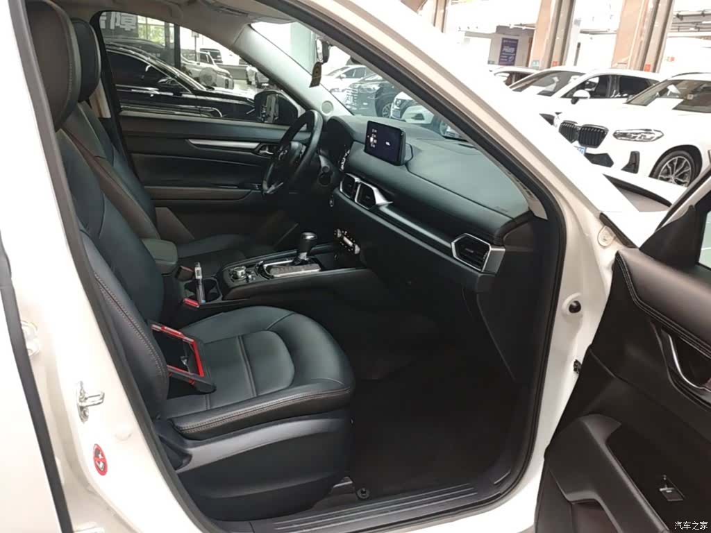 Mazda CX-5, 2022 25