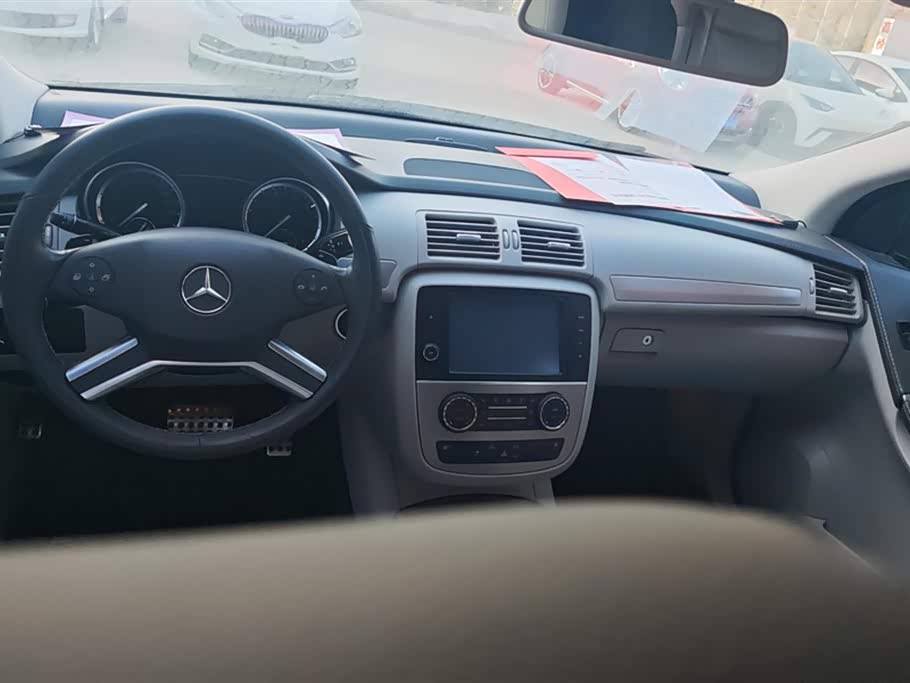 Mercedes-Benz R-class