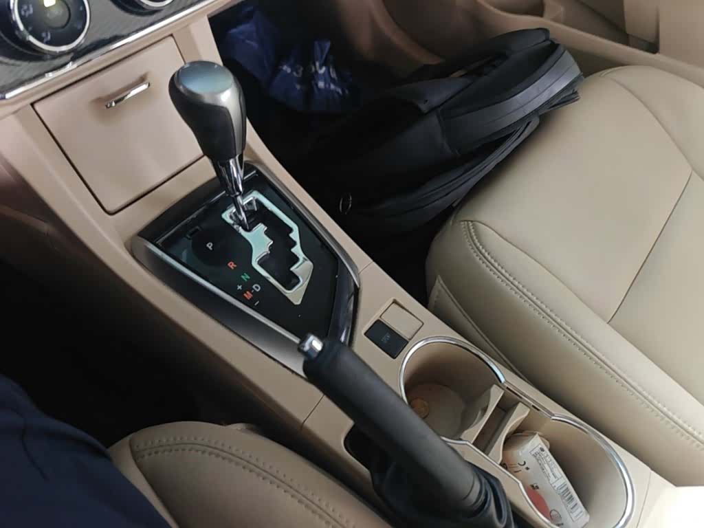 Toyota Corolla, 2015 14