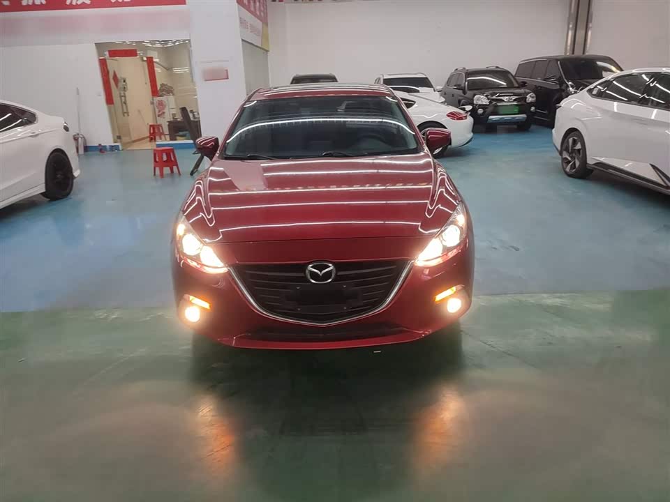 Mazda 3 Angkesaila
