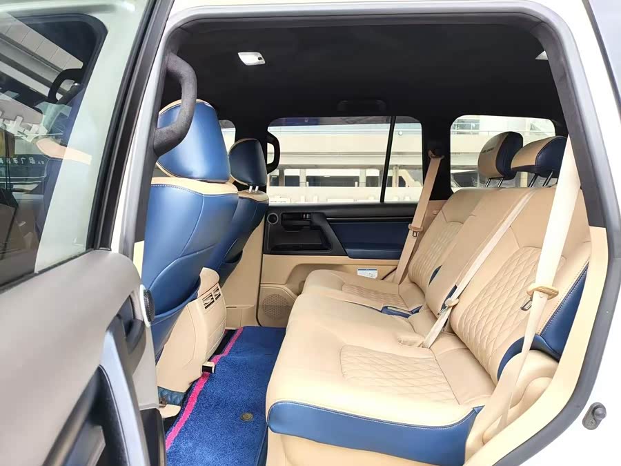 Toyota Land Cruiser 2018, фото 10