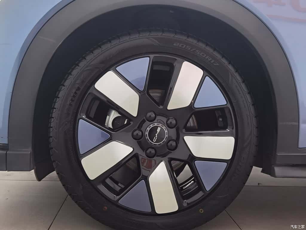 BYD Dolphin, 2023 17