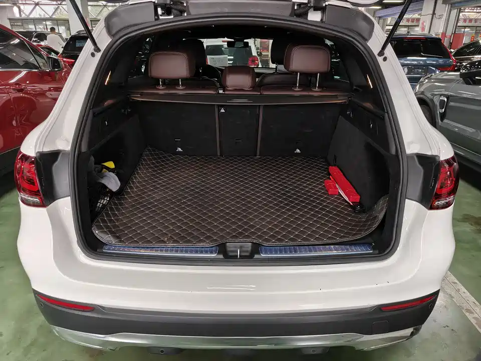 Mercedes-Benz GLC Mercedes-Benz GLC