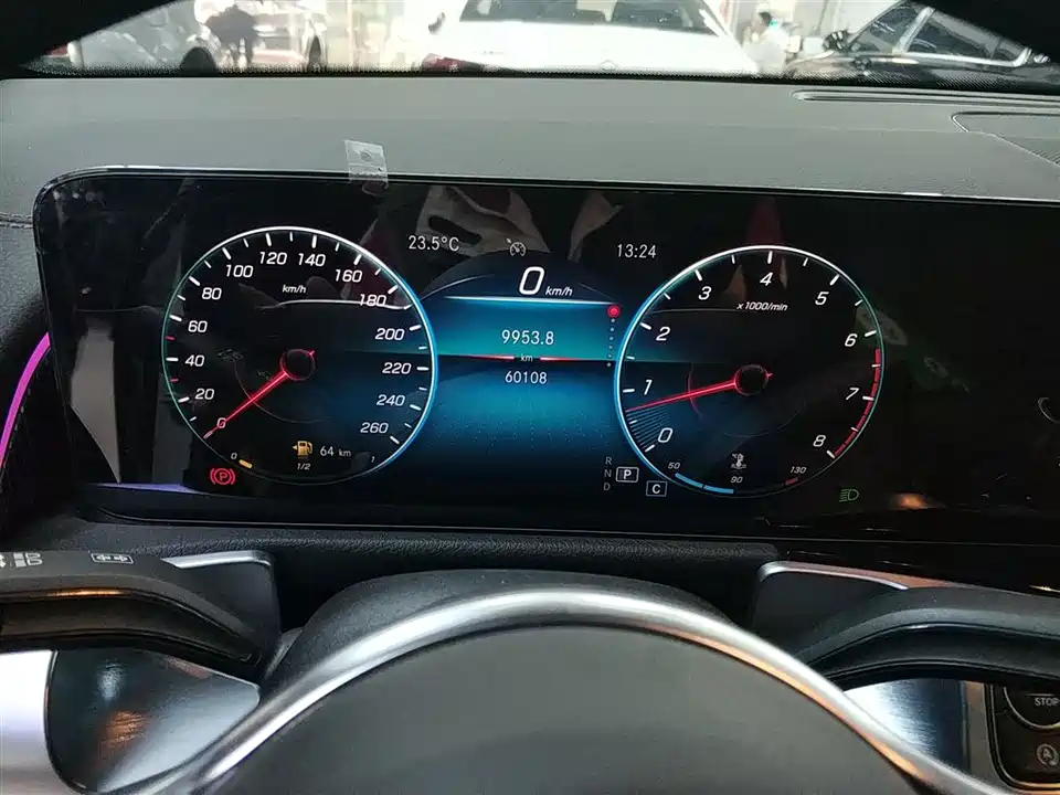 Mercedes-Benz GLB Mercedes-Benz GLB