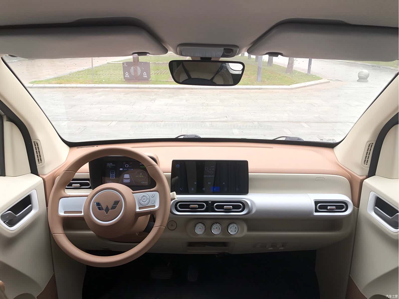 Wuling MINIEV, 2025 13
