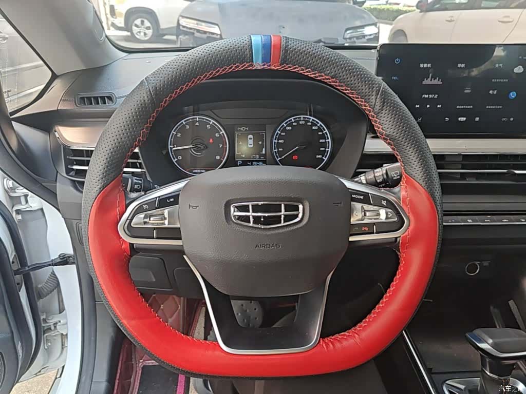 Geely X3, 2021 11