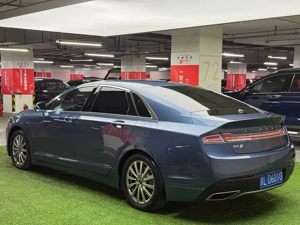 Lincoln MKZ