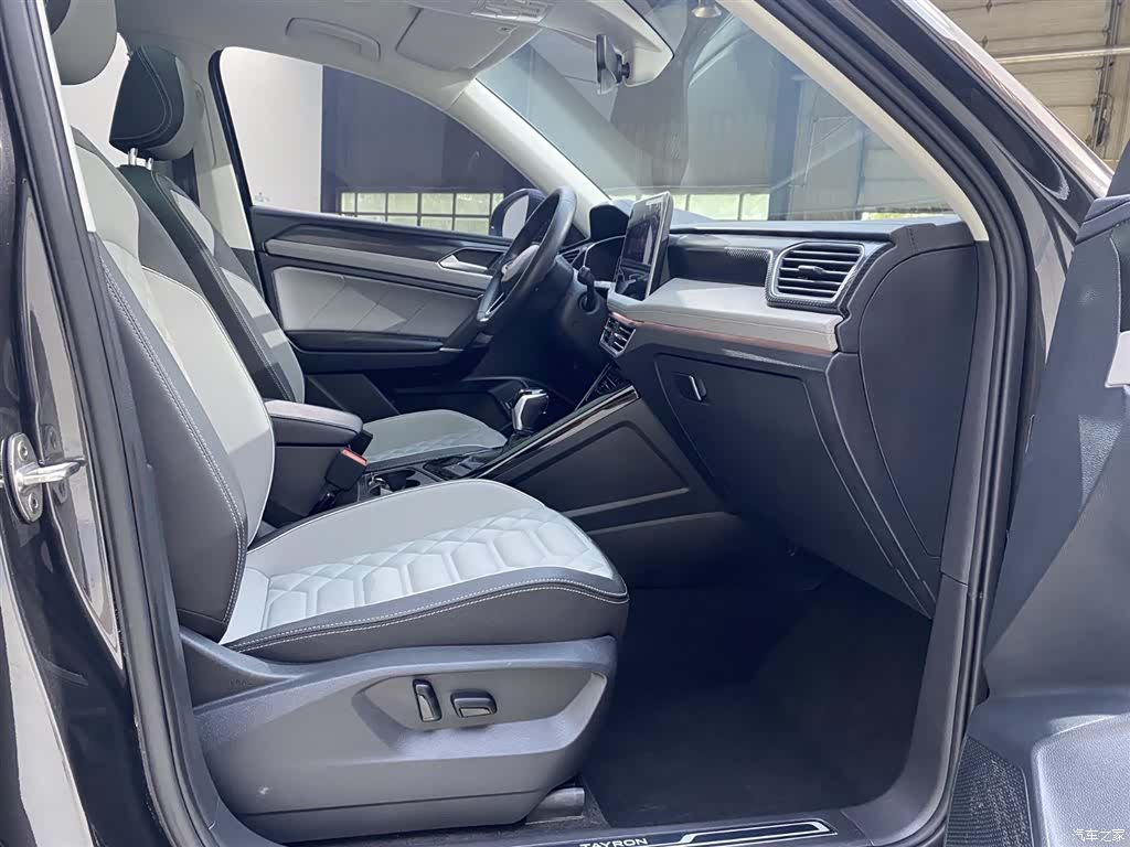 Volkswagen Tayron, 2022 14