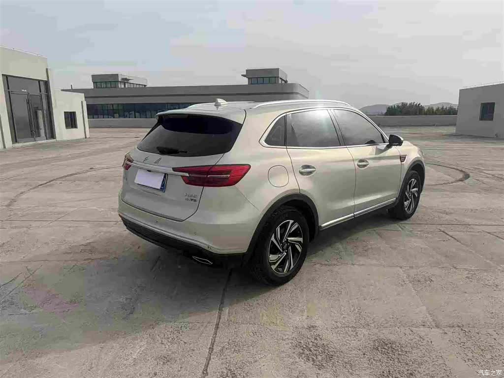 Hongqi HS5, 2022 7