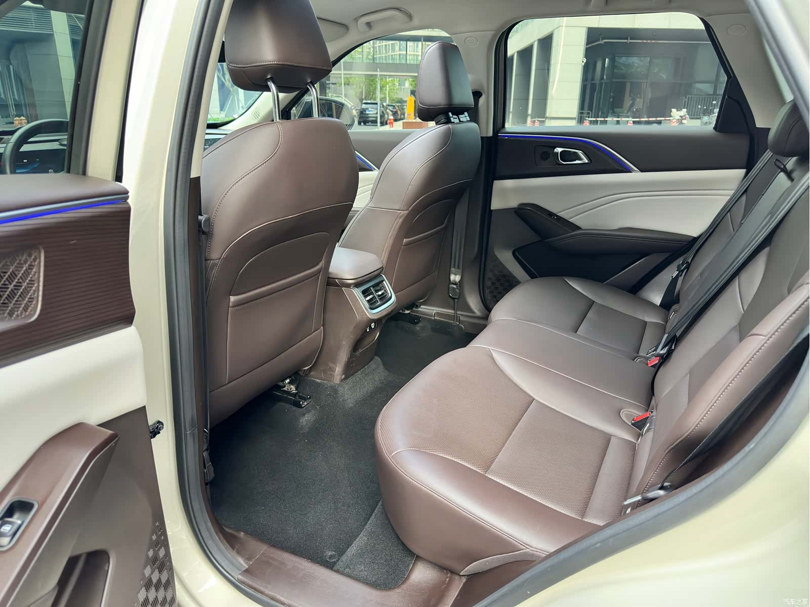 Haval Hi4, 2023 10
