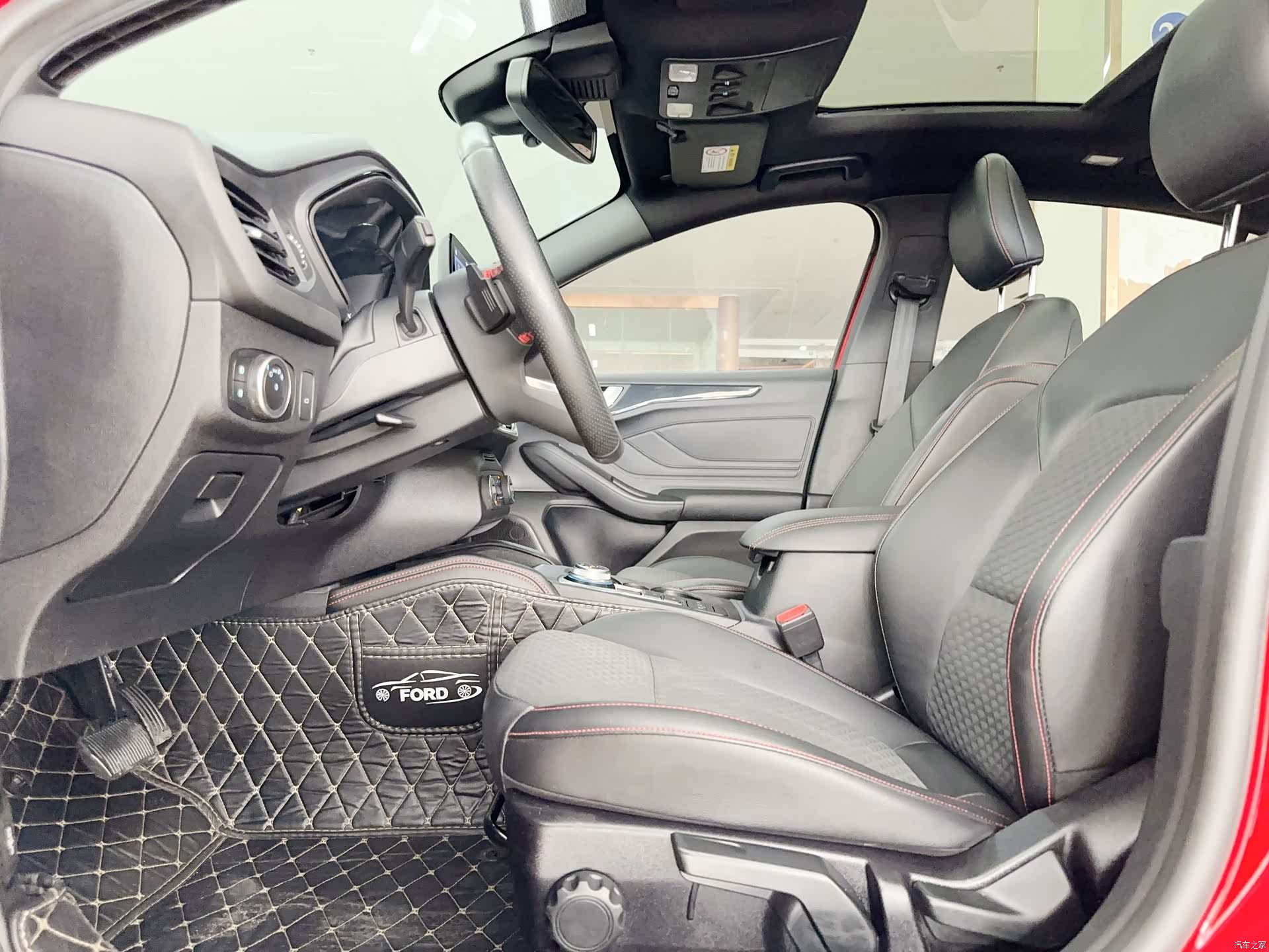 Ford Focus, 2019 17