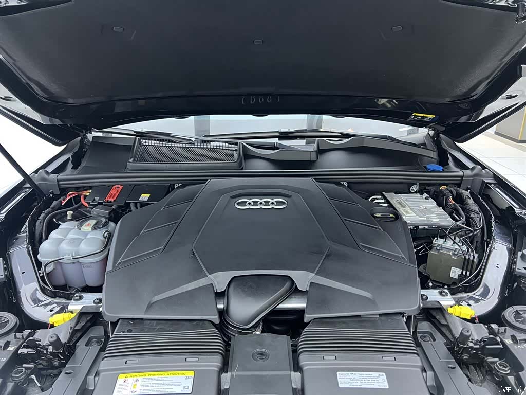 Audi Q7, 2021 7