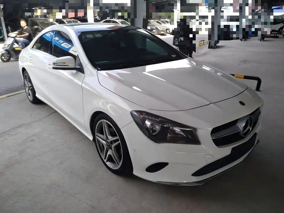 Mercedes-Benz CLA
