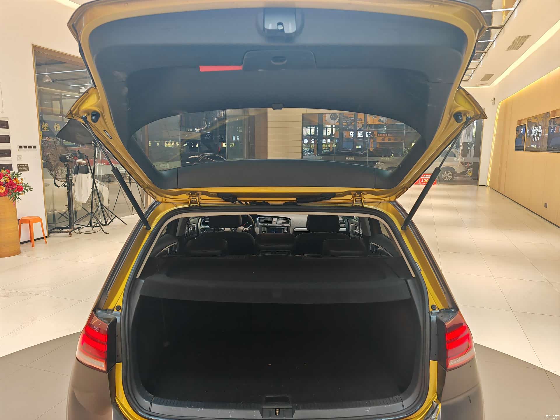 Volkswagen Golf, 2018 3