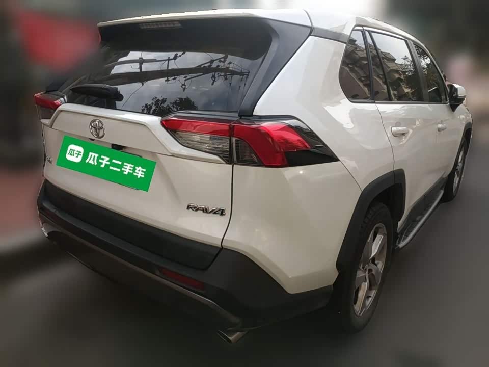 Toyota RAV4 Rongfang