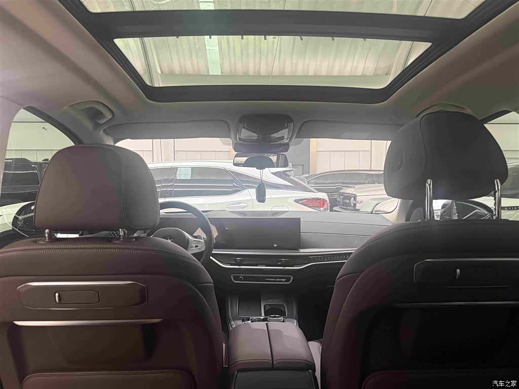 BMW X5, 2025 21