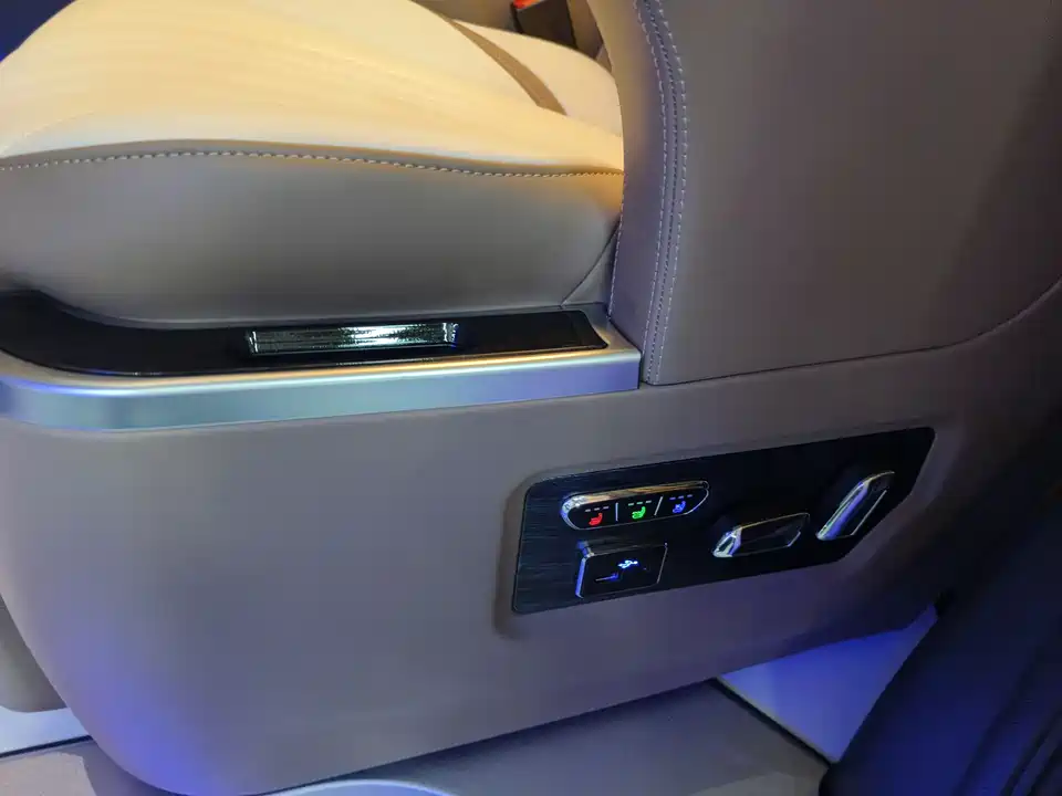 Trumpchi Trumpchi M8