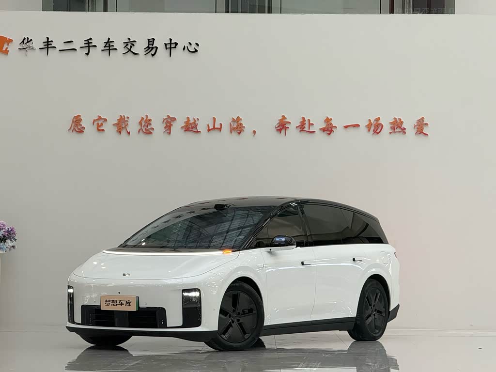 Li Auto i8