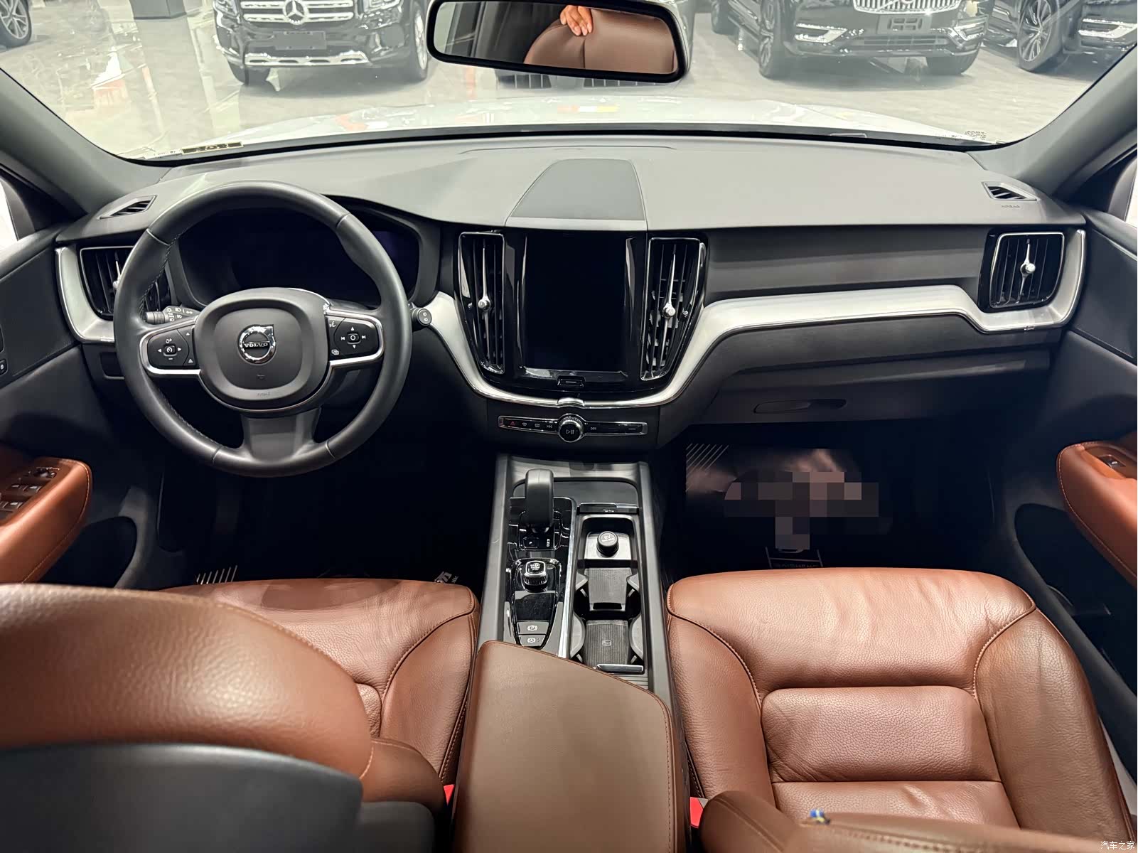 Volvo XC60, 2023 все фото