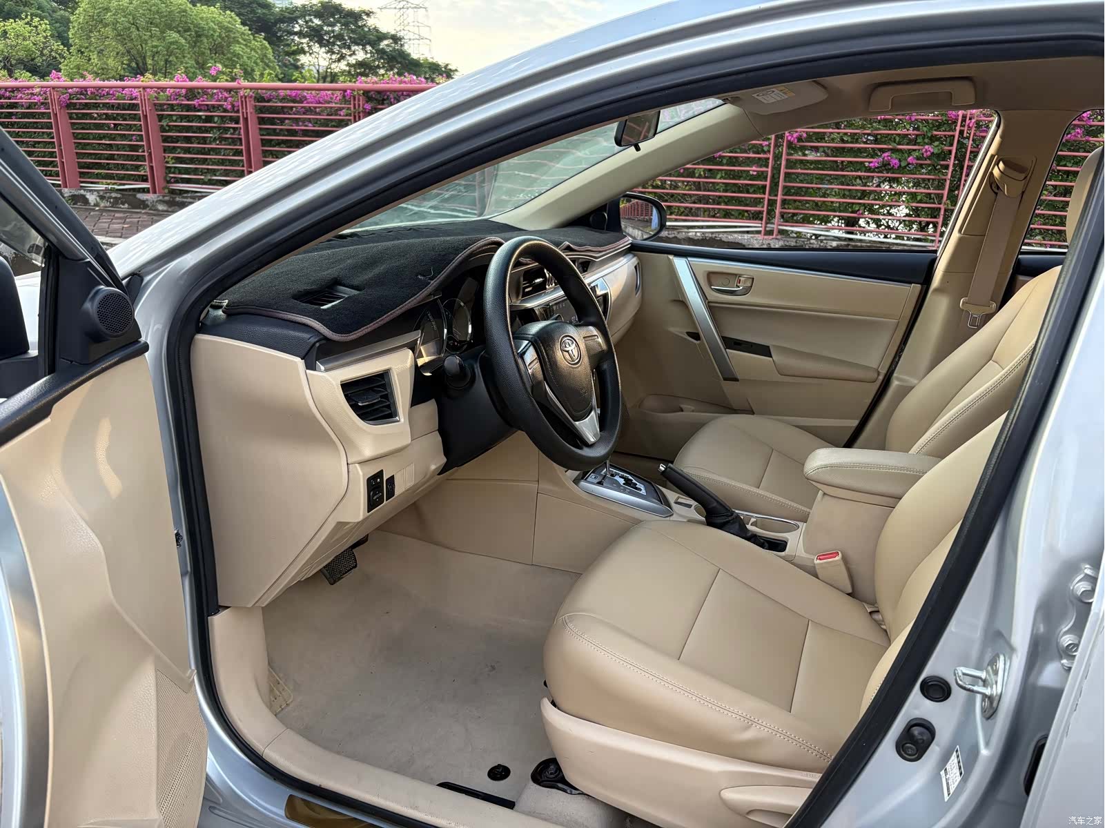 Toyota Corolla, 2016 10