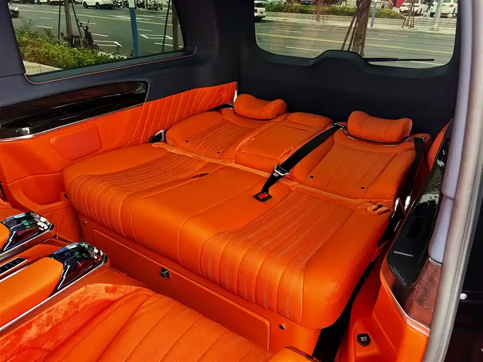 Mercedes-Benz V-class