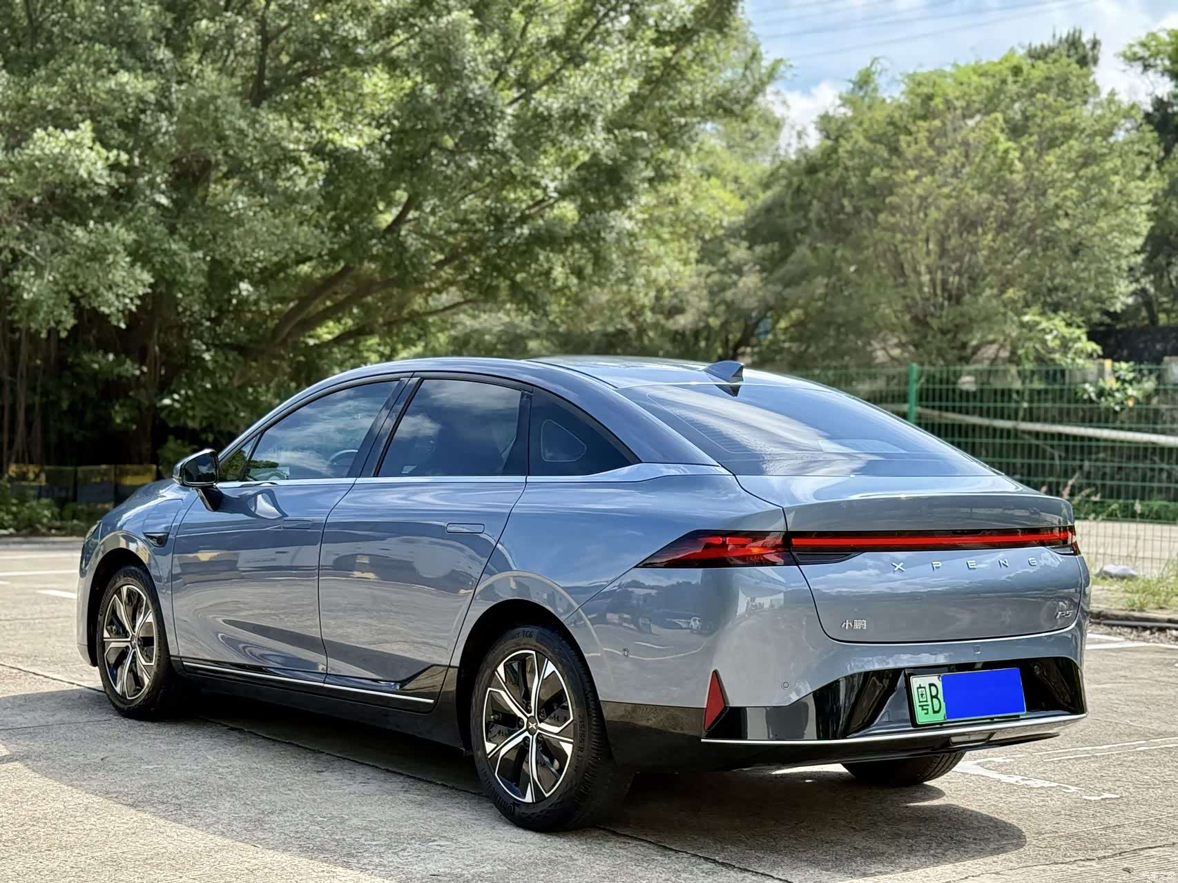 Xpeng P5, 2022 4
