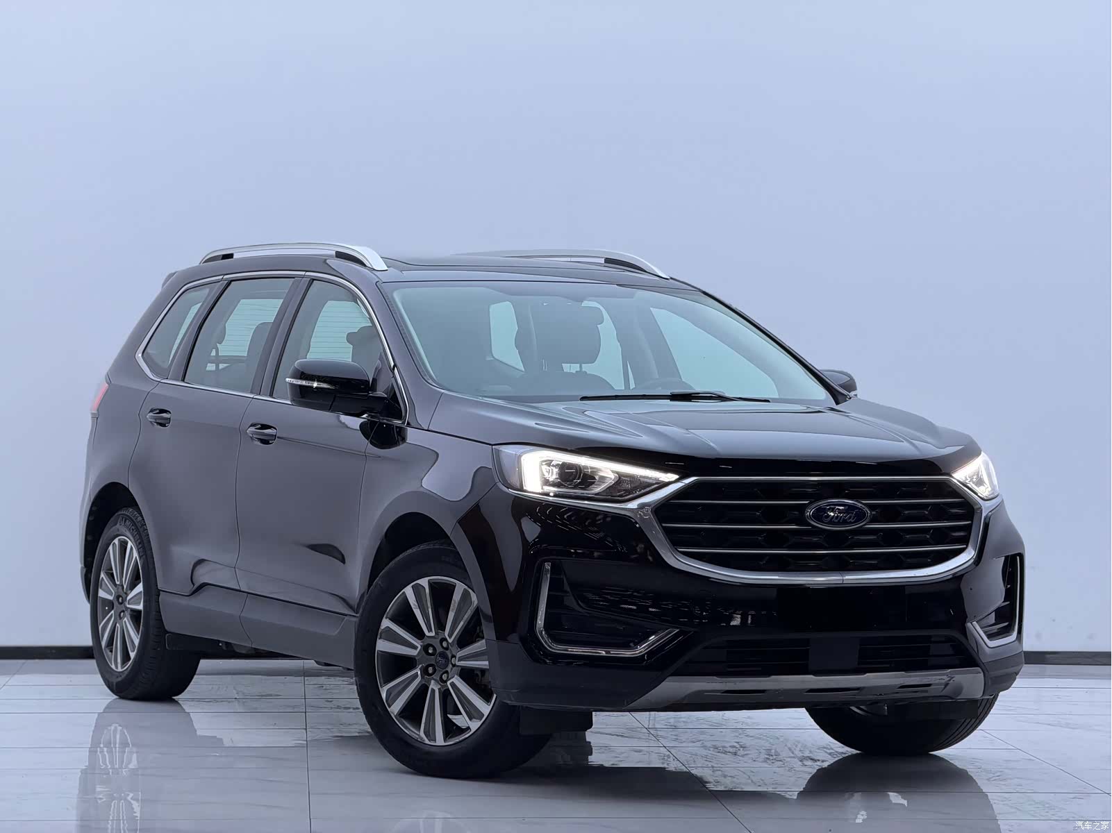 Ford Edge, 2023 3