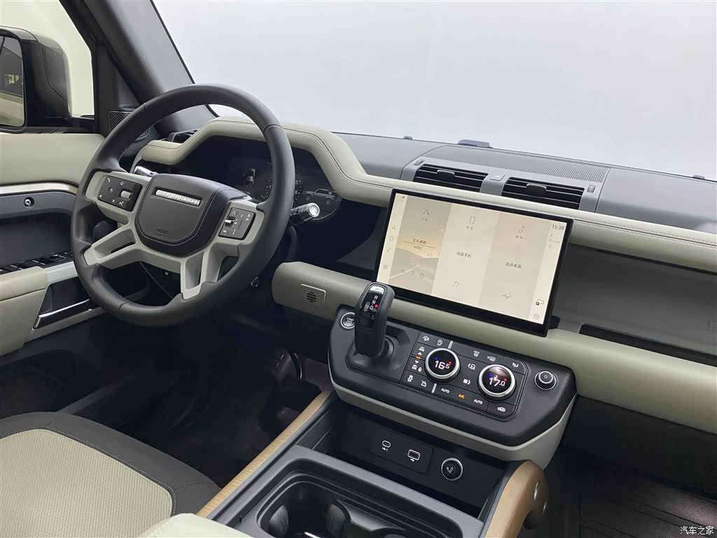 Land Rover Defender, 2022 13