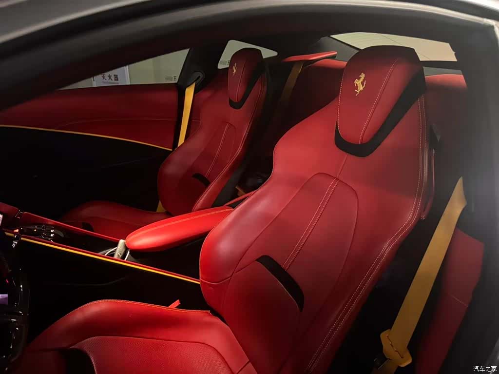 Ferrari Roma, 2021 10