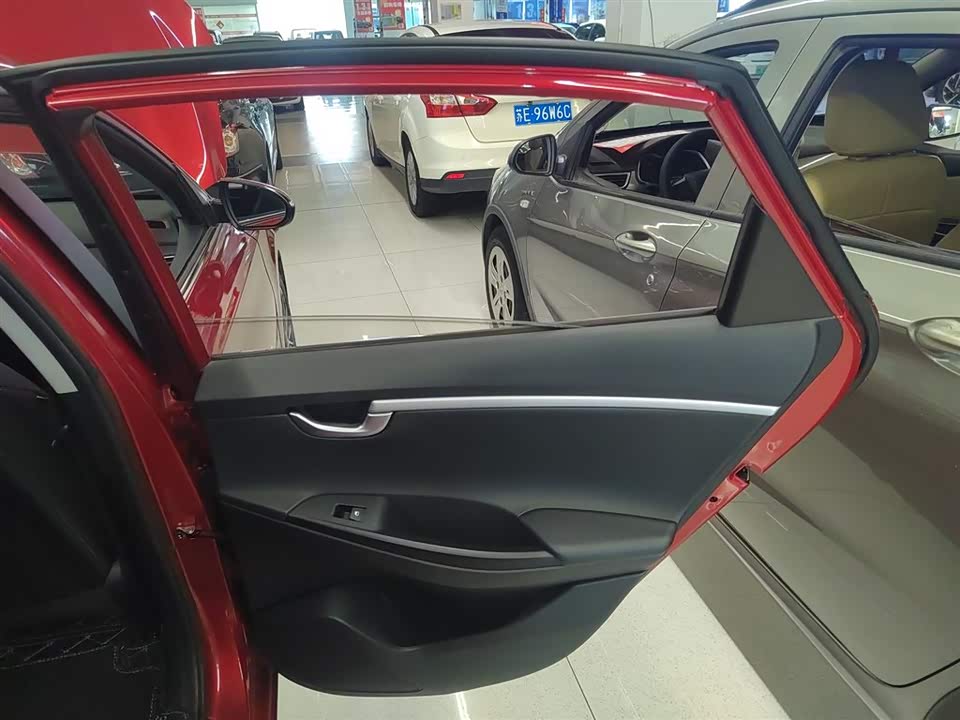 Hyundai Yuedong