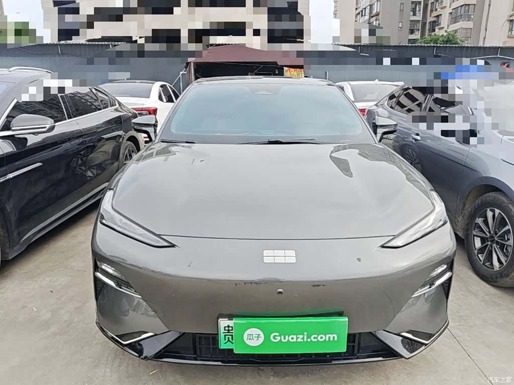 Geely E8, 2024 3