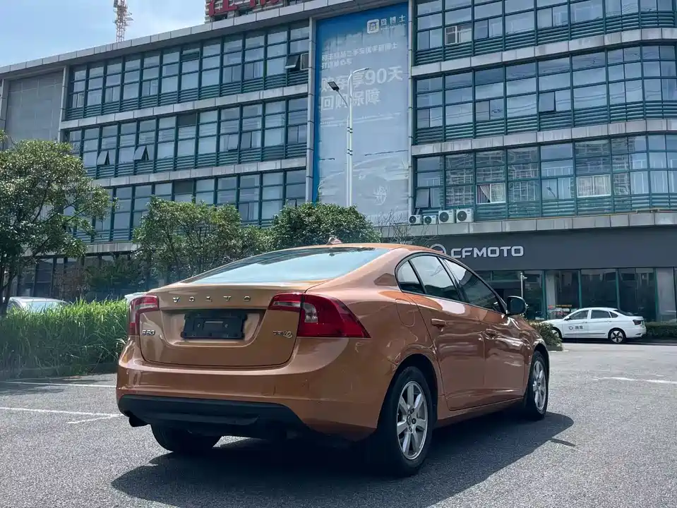 Volvo S60