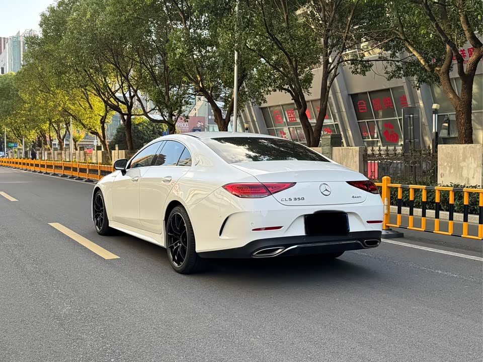 Mercedes-Benz CLS