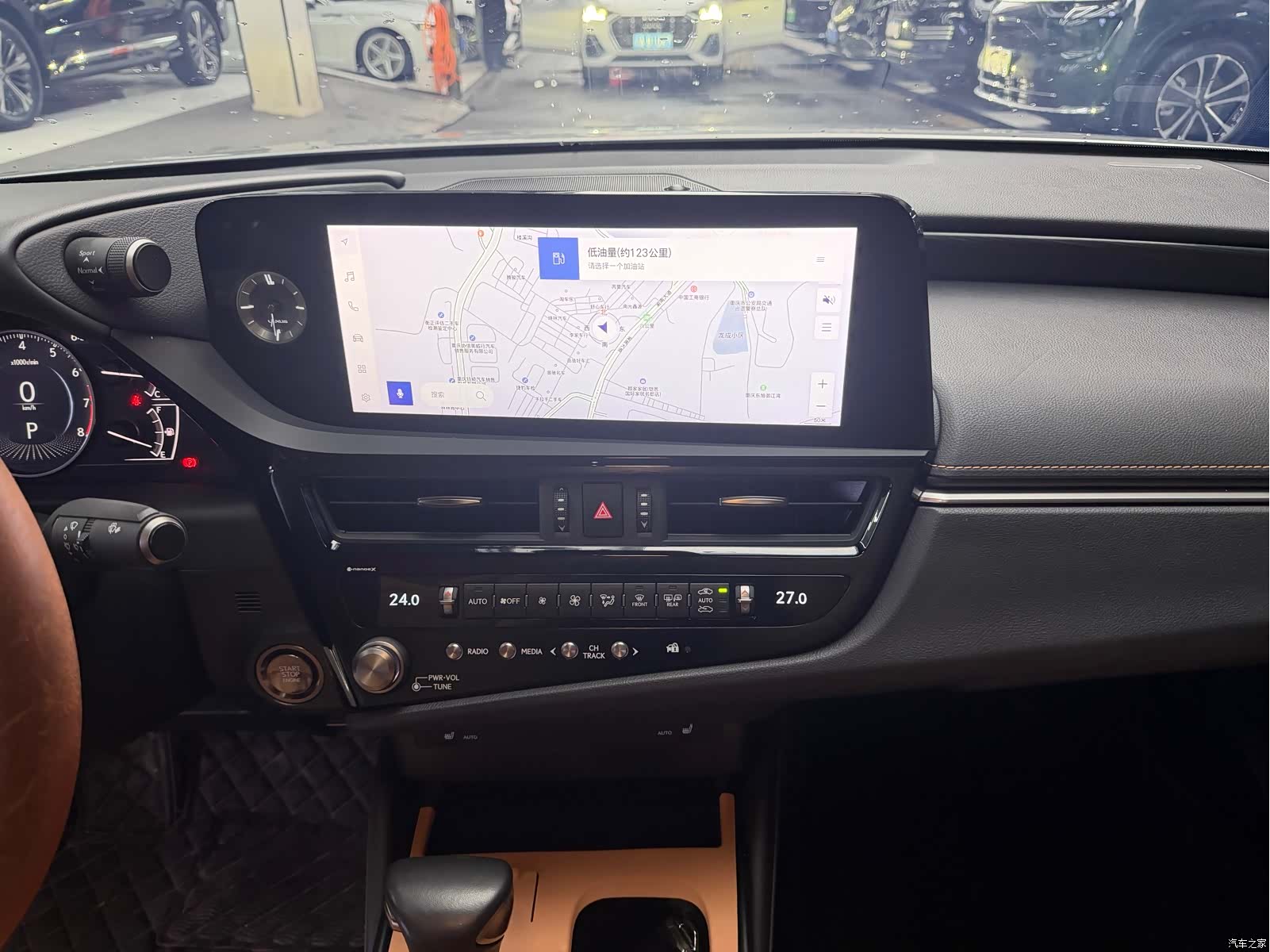Lexus ES, 2024 10
