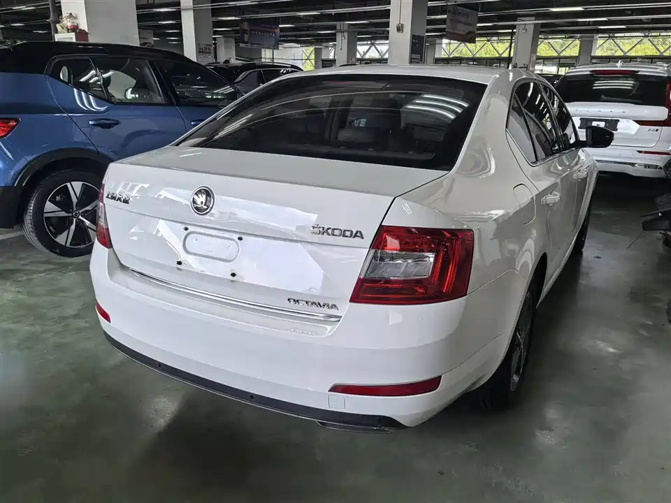 Skoda Octavia Skoda Octavia