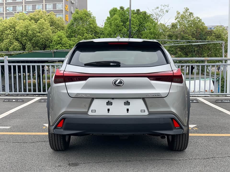 Lexus UX Lexus UX