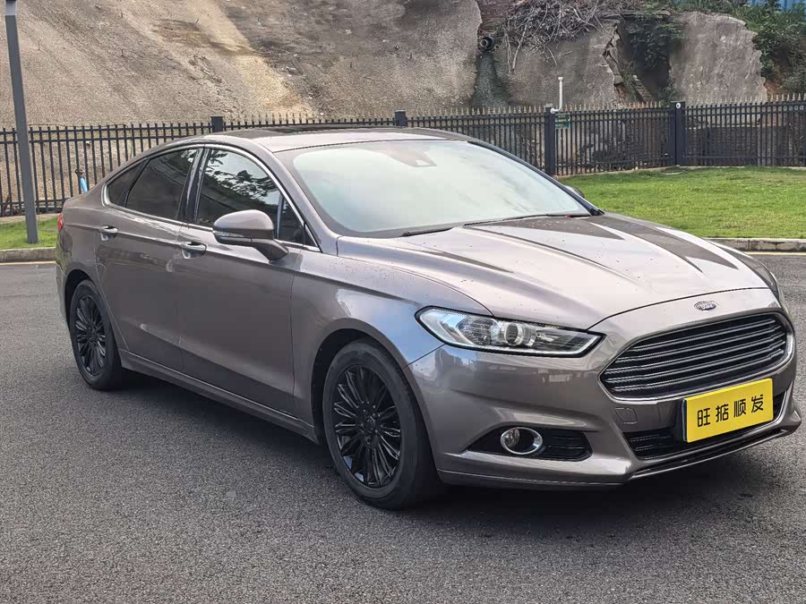 Ford Mondeo 2016, фото 3