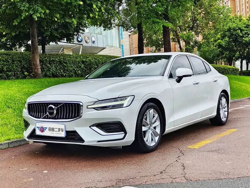 Volvo S60