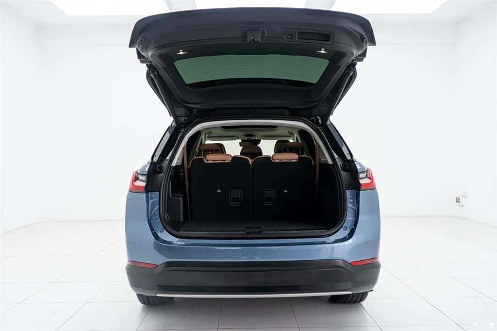 NIO ES8, 2019 14