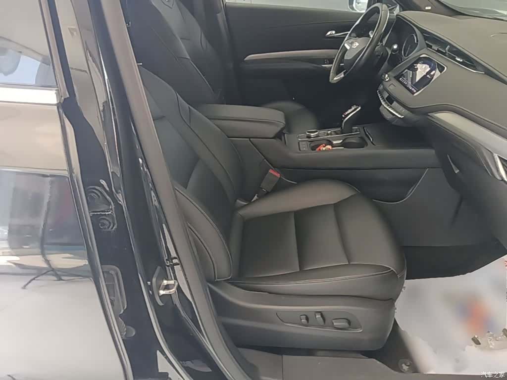 Cadillac XT4, 2020 25