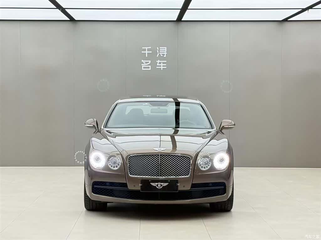 Bentley Flying Spur, 2015 2