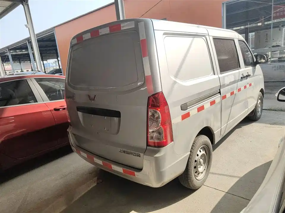 Wuling Wuling Rongguang S