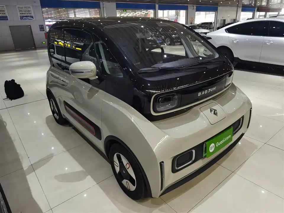 Baoding KiWi EV